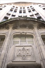 France, paris 4e, rue pavee, synagogue, architecte hector guimard, religion juive, judaisme, edifice religieux, facade sur rue,