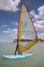 France, picardie, somme, pays de la bresle maritime, mers les bains, GSM, Glisse Sensations Mers, planche a voile, windsurf, falaises, plage, littoral, bord de mer,