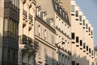 France, Ile de France, paris, 8e arrondissement, rue bayard, sequence stylistique, facades immeubles,