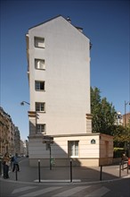 France, Triangular garden with a building