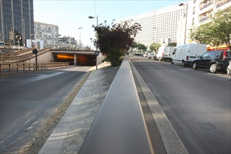 France, paris 15e arrondissement, place bienvenue, difference de niveau entre les rues, tunnel, avenue du maine,