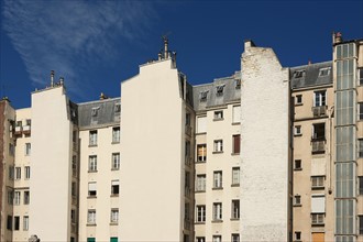 France, Ile de France, paris 16e arrondissement, rue michel ange, facades brutes, vue depuis la rue claude lorrain, cimetiere d'auteuil,