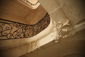 France, Haute Normandie, eure, le bec hellouin, abbaye du bec, eglise abbatiale, escalier sainte cecile, grand escalier, decoration d'instruments de musique,