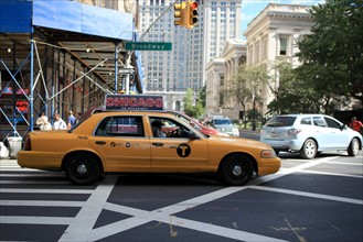 usa, state of New York, NYC, Manhattan, Broadway, taxi,
