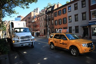 usa, state of New York, NYC, Manhattan, Greenwich Village, taxi et truck,