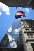 usa, state of New York, NYC, Manhattan, financial district, building, ancien World Trade Center, Ground Zero, drapeau,