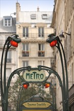 France, ile de france, paris 2e arrondissement, metro reaumur sebastopol, Hector Guimard, 
Date : 2011-2012