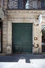 France, ile de france, paris, 2e arrondissement, les halles, rue montorgueil, passage de la reine de hongrie, porte, 
Date : 2011-2012