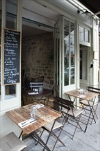 France, ile de france, paris, 3e arrondissement, marais, 101 rue vieille du temple, restaurant glou, terrasse, 
Date : 2011-2012