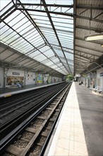 France, ile de france, paris, 15e arrondissement, station de metro corvisart ligne 6, ratp, 
Date : 2011-2012