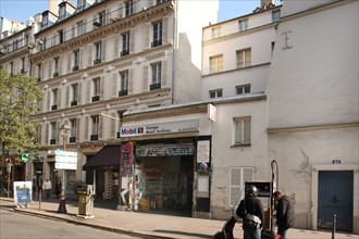 France, ile de france, paris, 4e arrondissement, marais, 46 rue des archives, cour privee sur voie publique, 
Date : 2011-2012