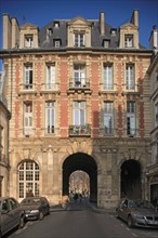 France, ile de france, paris 4e arrondissement, le marais, rue de birague, pavillon du roi, place des vosges, 
Date : 2011-2012