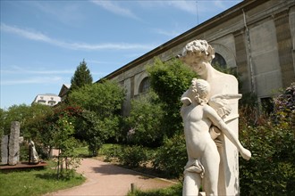 France, ile de france, paris 5e arrondissement, jardin des plantes, statue.
Date : 2011-2012