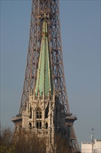 Eglise américaine et Tour Eiffel, Paris