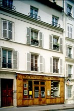 france, region ile de france, paris 6e arrondissement, montparnasse, rue de la grande chaumiere, restaurant wajda, n10.
Date : 2011-2012