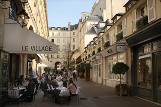 France, ile de france, paris 8e arrondissement, cite berryer, rue royale, boutiques, mode

Date : 2011-2012