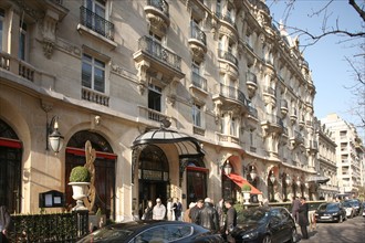 France, ile de france, paris 8e arrondissement, avenue montaigne, hotel plaza athenee, palace, hotellerie de luxe, marlene dietrich

Date : 2011-2012