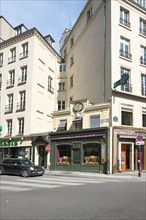 France, ile de france, paris, 8e arrondissement, angle rue duphot et rue saint honore, angle en retrait

Date : 2011-2012