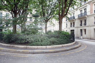 France, ile de france, paris, 9e arrondissement , cite de trevise, detail square et facades

Date : 2011-2012