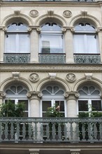 France, ile de france, paris 9e arrondissement, rue notre dame de lorette, immeuble, no52, restauration, decor, sculpture

Date : 2011-2012