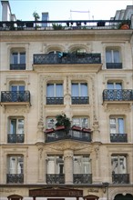 France, ile de france, paris 9e arrondissement, 25 rue victor masse, immeuble neo renaissance, decor, facade, face a l'avenue frochot

Date : 2011-2012