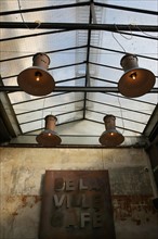 France, ile de france, paris 10e arrondissement, 34 boulevard de bonne nouvelle, restaurant, delaville cafe, salle et plafond 19e siecle

Date : 2011-2012