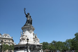 France, ile de france, paris, 11e arrondissement, place de la republique, statue leopold et charles morice

Date : 2011-2012