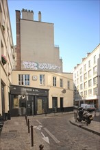 France, ile de france, paris, 11e arrondissement, 18 passage de la main d'or, magasin triangulaire, angle

Date : 2011-2012