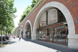 France, ile de france, paris, 12e arrondissement, viaduc des arts, avenue daumesnil, l'atelier du cuivre

Date : 2011-2012