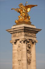 France, ile de france, paris 7e-16e arrondissement, pont alexandre III, seine, sculpture, statue, renommee,