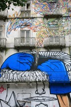 portugal, lisbonne, lisboa, signes de ville, murs peints, squatt, street art, facade, immeuble
Date : septembre 2011