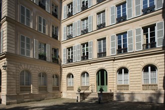 France, ile de france, paris 9e arrondissement, 41-47 rue des martyrs, maison dite Rognon, immeubles sur cour,