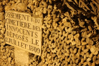 France, ile de france, paris 14e arrondissement, place denfert rochereau, catacombes, ossements, cranes, galerie, souterrain,