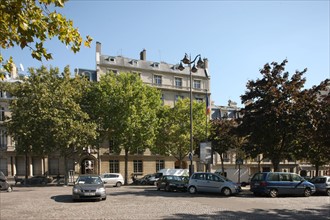 France, ile de france, paris 16e arrondissement, 52-54 avenue d'iena, silhouettes d'immeubles,