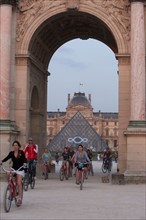 France, Region Ile de France, Paris 1er arrondissement, Musee du Louvre, place de la Pyramide, Ieoh Ming Pei,