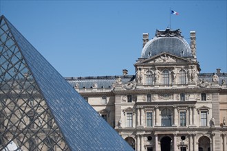 France, Region Ile de France, Paris 1er arrondissement, Musee du Louvre, place de la Pyramide, Ieoh Ming Pei