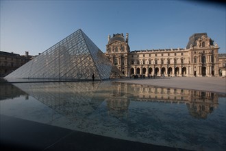 France, Region Ile de France, Paris 1er arrondissement, Musee du Louvre, cour de la Pyramide,