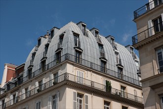 France, Region Ile de France, Paris, 1er arrondissement, rue de Rivoli, alignement de facade et combles a  diverses hauteurs,