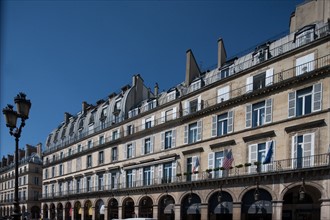 France, Region Ile de France, Paris, 1er arrondissement, rue de Rivoli, facades, combles a differentes hauteurs