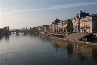 France, Region Ile de France, Paris 7e arrondissement, quai Anatole France, musee d'Orsay, depuis la passerelle de Solferino