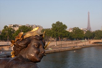 France, Region Ile de France, Paris, 7e arrondissement, pont Alexandre III