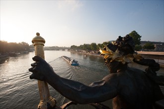 France, Region Ile de France, Paris, 7e arrondissement, Pont Alexandre III