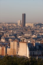 France, Region Ile de France, Paris 18e arrondissement, Montmartre, vue sur les toits, Tour Montparnasse,