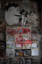 Allemagne, Germany, Berlin, Scheunenviertel, quartier des Granges, squat d'artistes, alternatifs, street art, boites aux lettres,