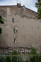 Allemagne (Germany), Berlin, Prenzlauer Berg, pignon d'un immeuble, decrepi, sale, abime,
