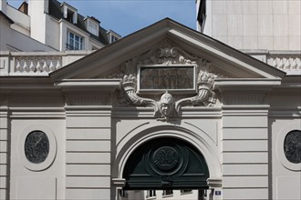 France, Ile de France, Paris 6e arrondissement, rue d'Assas, immeubles, lotissement sous Napoleon, facades, portail des Editions Hatier,