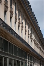 France, Ile de France, Paris, 9e arrondissement, rue de la Chaussee d'Antin, angle de la rue Meyerbeer, facades, balcon filant,