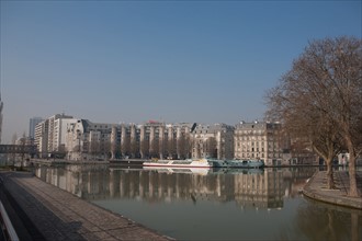 France, Ile de France, Paris 19e arrondissement, rond point des canaux, canal de l'Ourcq, La Villette,