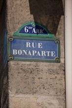 France, Ile de France, Paris, 6e arrondissement, rue Bonaparte, ancien marquage de rue, rue des Petits-Augustins, signaletique,