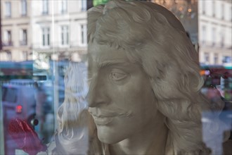 France, Région Ile de France, Paris 1er arrondissement, Place Colette, Comédie Française, buste de